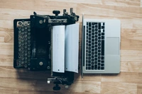 glenn-carstens-peters-1F4MukO0UNg-unsplash.webp